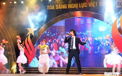 Khởi động chương trình 'Tỏa sáng nghị lực Việt' tôn vinh thanh niên khuyết tật